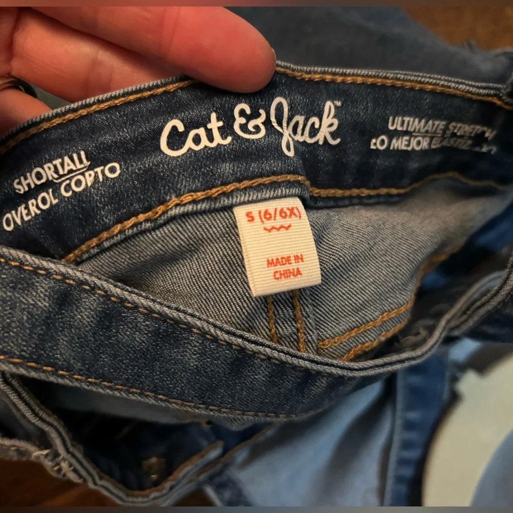 Adorable Cat and jack 6x kids overalls - Picture 4 of 4